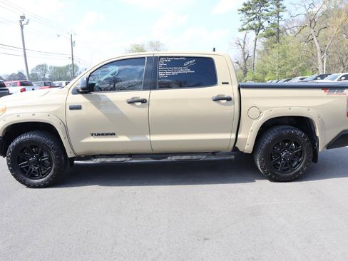 Used 2017 Toyota Tundra SR5 w/ SR5 Upgrade Package image 6