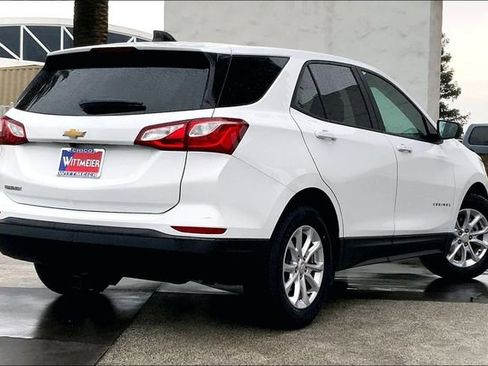 Used 2020 Chevrolet Equinox LS w/ LS Convenience Package image 13
