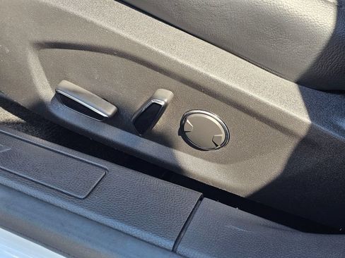 Used 2013 Ford Fusion SE FWD image 22