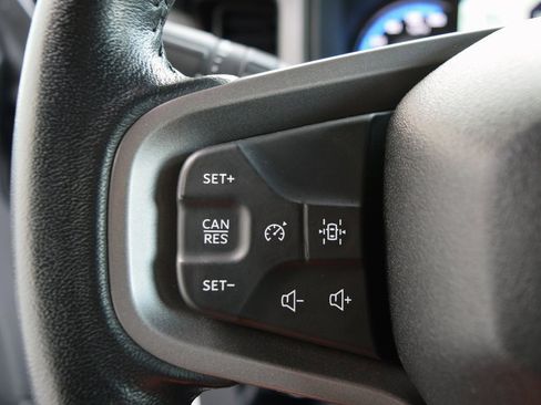 Used 2022 Ford Bronco Black Diamond image 17