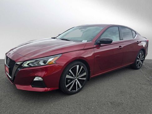 Used 2022 Nissan Altima 2.5 SR FWD image 7