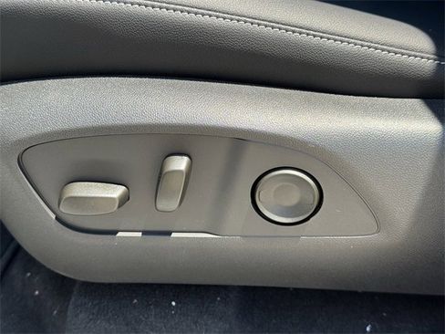 New 2026 Chevrolet Traverse LT w/ Driver Confidence Package image 23