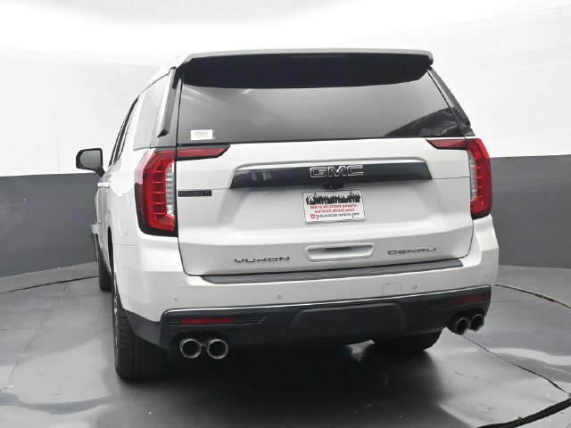 Used 2023 GMC Yukon Denali Ultimate AWD/4WD image 18