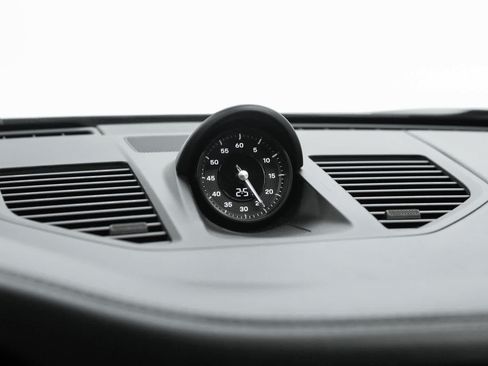 Certified 2025 Porsche 911 Carrera RWD image 27
