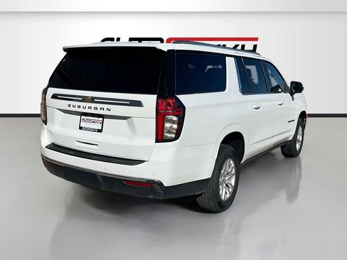 Used 2023 Chevrolet Suburban LS image 7