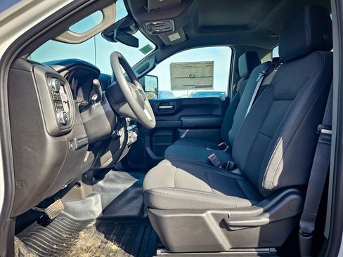 New 2026 GMC Sierra 2500 Pro w/ Convenience Package image 13