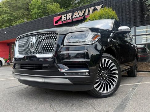 Used 2020 Lincoln Navigator Black Label w/ Cargo Convenience Package AWD/4WD image 2