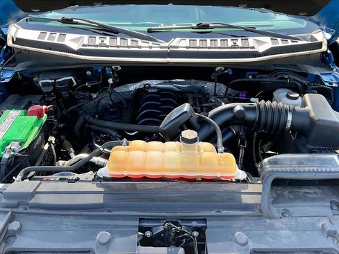 Used 2017 Ford F150 XLT w/ Equipment Group 302A Luxury AWD/4WD image 36