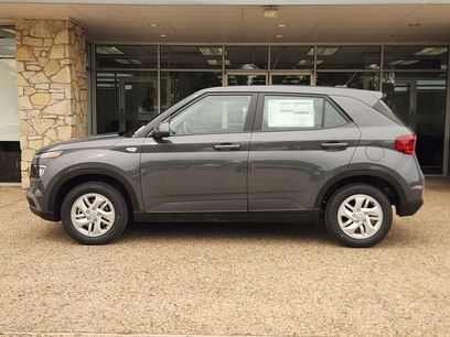 New 2026 Hyundai Venue SE