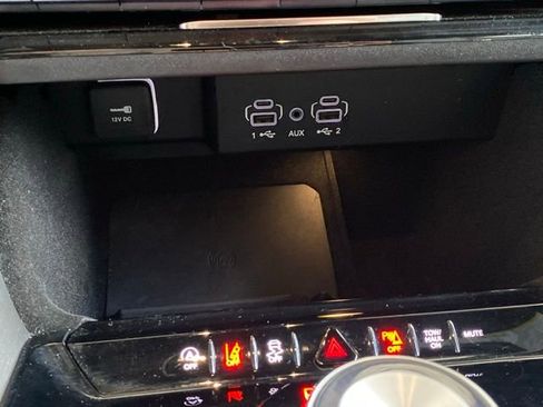 Used 2024 Jeep Wagoneer Series II image 23