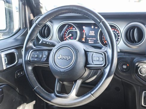 Used 2018 Jeep Wrangler Unlimited Sport S image 16