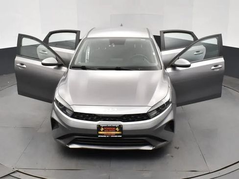 Used 2023 Kia Forte LXS FWD image 10