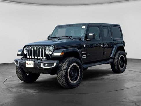 Used 2020 Jeep Wrangler Unlimited Sahara AWD/4WD image 5