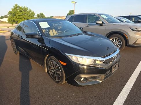 Used 2017 Honda Civic EX-T image 5