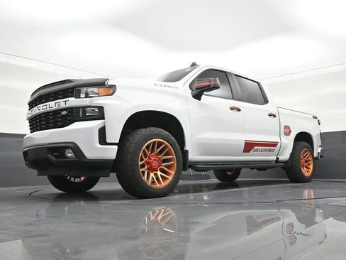 Used 2021 Chevrolet Silverado 1500 Custom RWD image 23