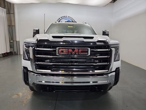 New 2026 GMC Sierra 2500 SLT w/ SLT Premium Package image 10