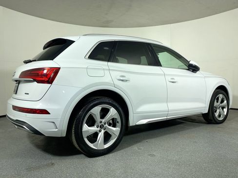 Used 2021 Audi Q5 Premium Plus w/ Premium Plus Package image 36