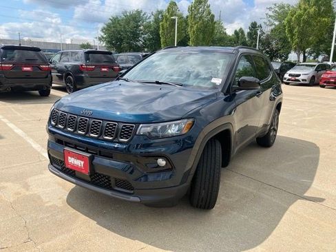 New 2026 Jeep Compass Limited AWD/4WD image 3