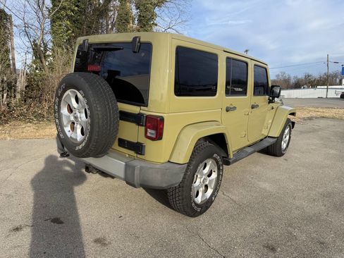 Used 2013 Jeep Wrangler Unlimited Sahara w/ Connectivity Group image 6