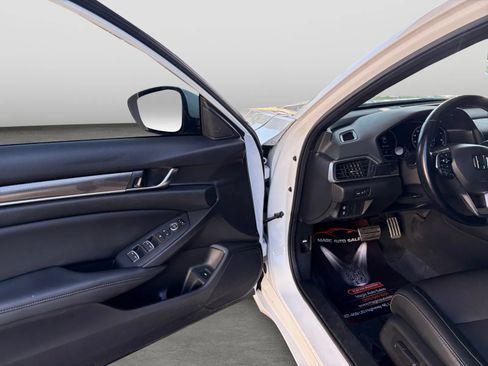 Used 2020 Honda Accord Sport image 11