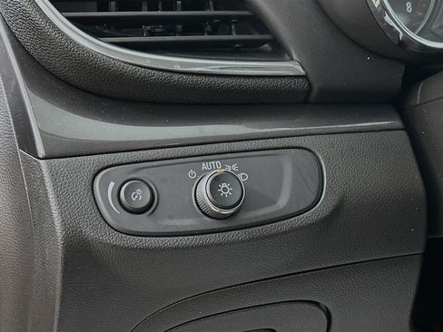 Used 2019 Buick Encore Preferred w/ Safety Package image 10