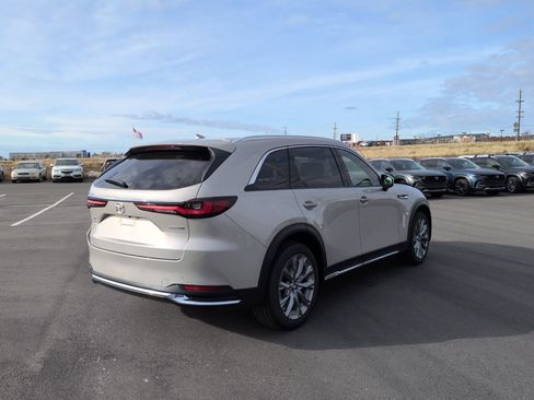 New 2026 MAZDA CX-90 3.3 Turbo w/ Premium Plus Pkg image 7