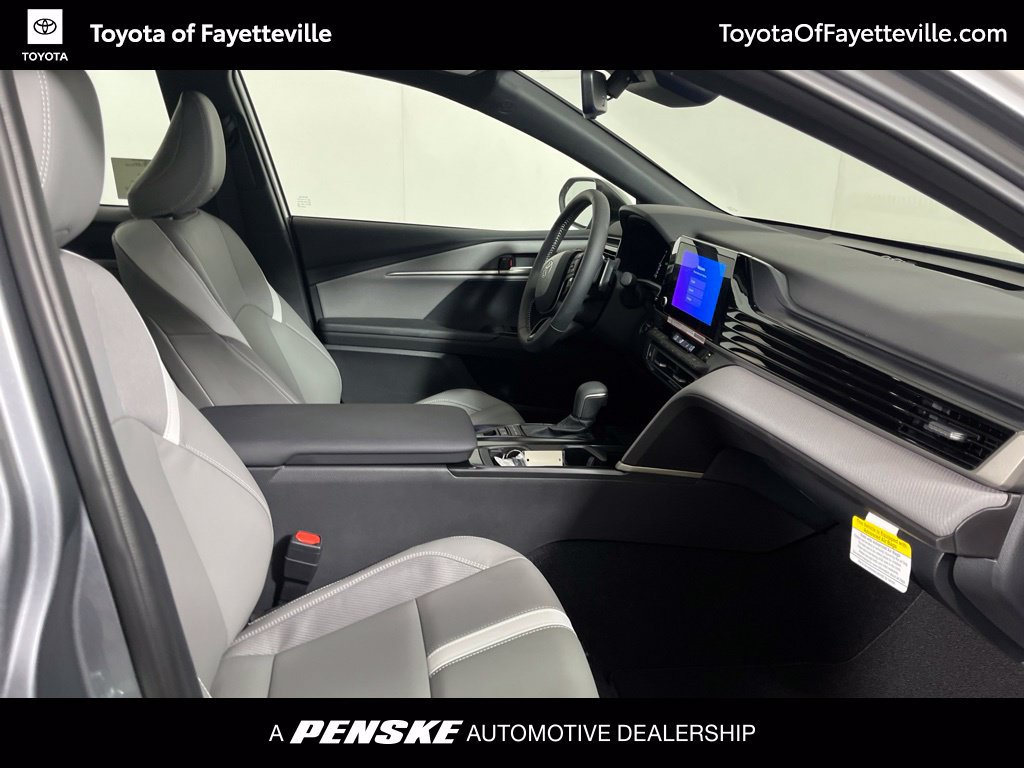 New 2026 Toyota Camry SE w/ Convenience Package FWD image 5