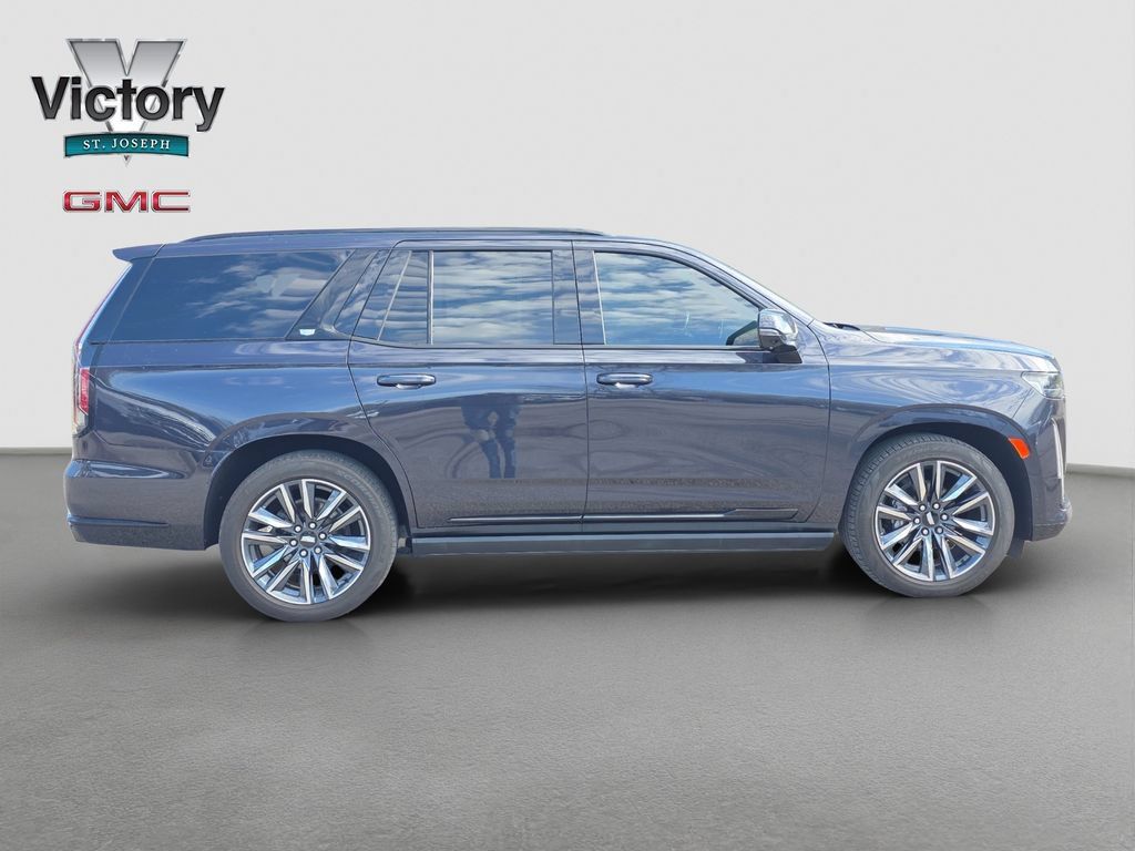 Used 2022 Cadillac Escalade Sport w/ Touring Package AWD/4WD image 18