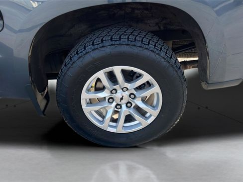 Used 2020 Chevrolet Silverado 1500 RST image 17