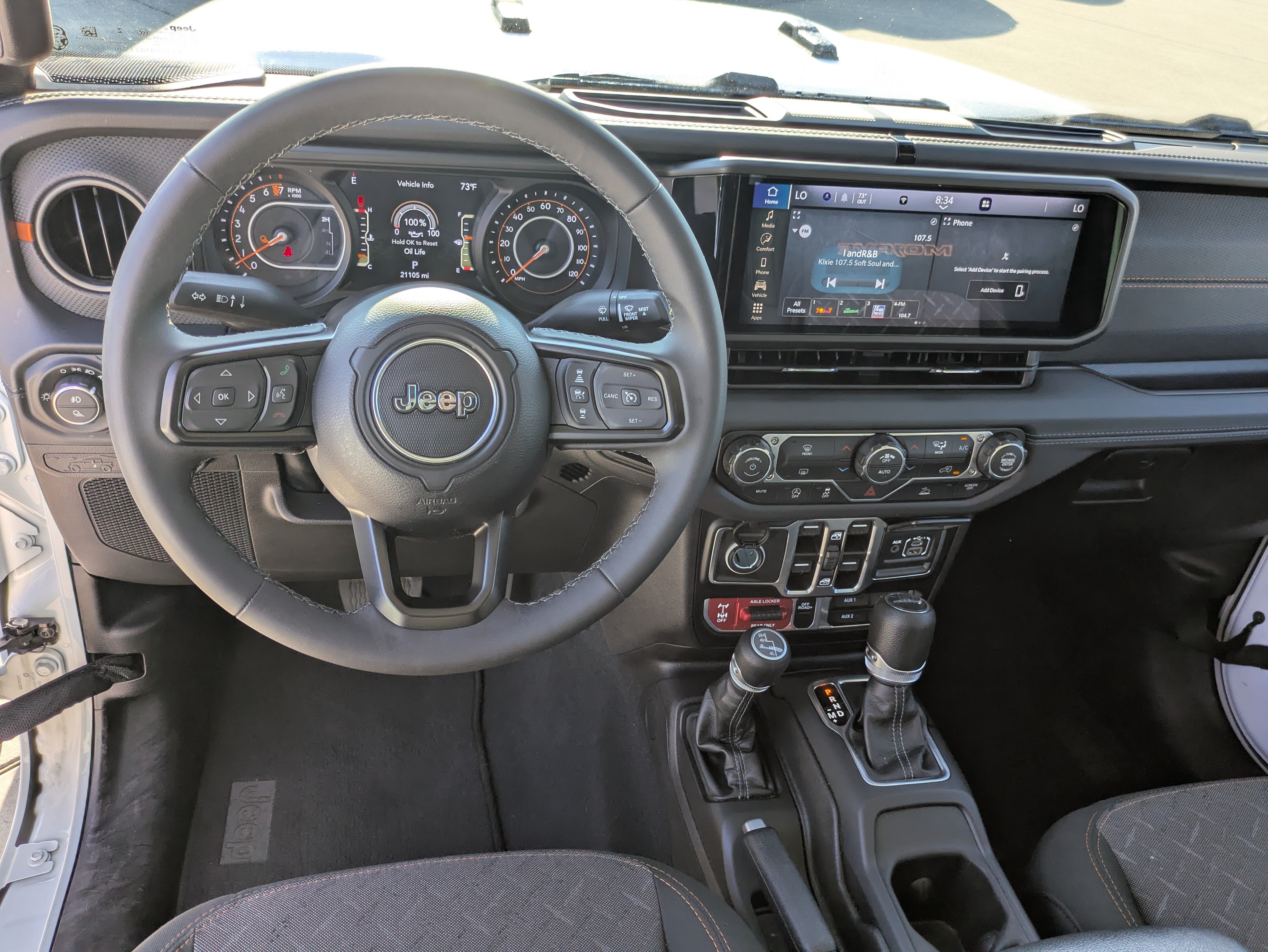 Used 2026 Jeep Gladiator Mojave AWD/4WD image 9