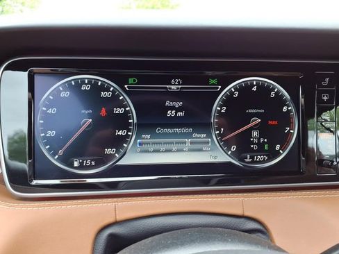Used 2016 Mercedes-Benz S 550 4MATIC Coupe image 28