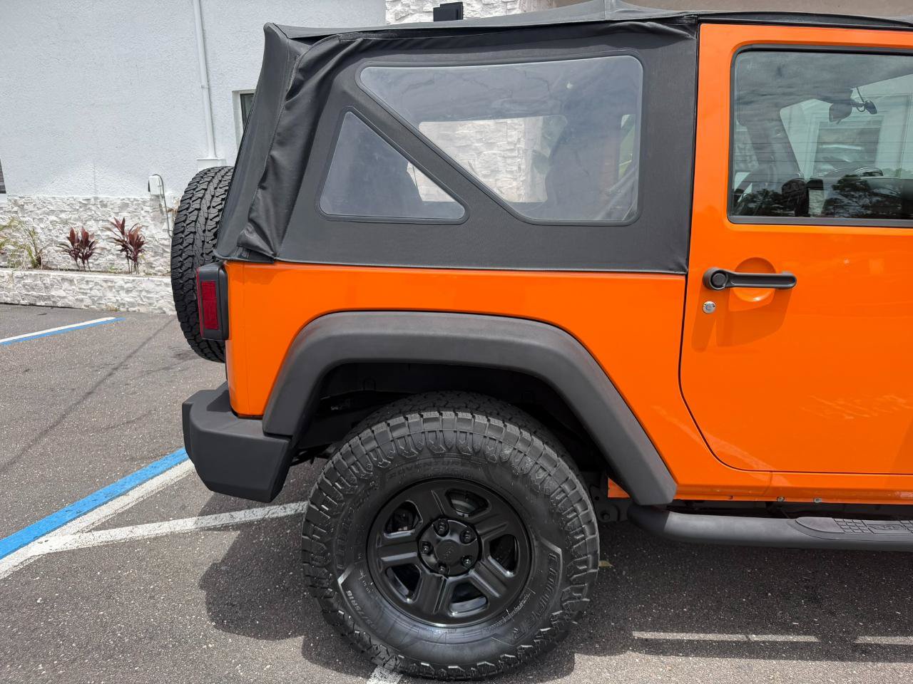 Used 2013 Jeep Wrangler Sport AWD/4WD image 16