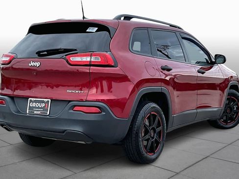 Used 2017 Jeep Cherokee Sport image 12