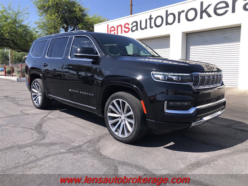 Used 2022 Jeep Grand Wagoneer Series I AWD/4WD image 2