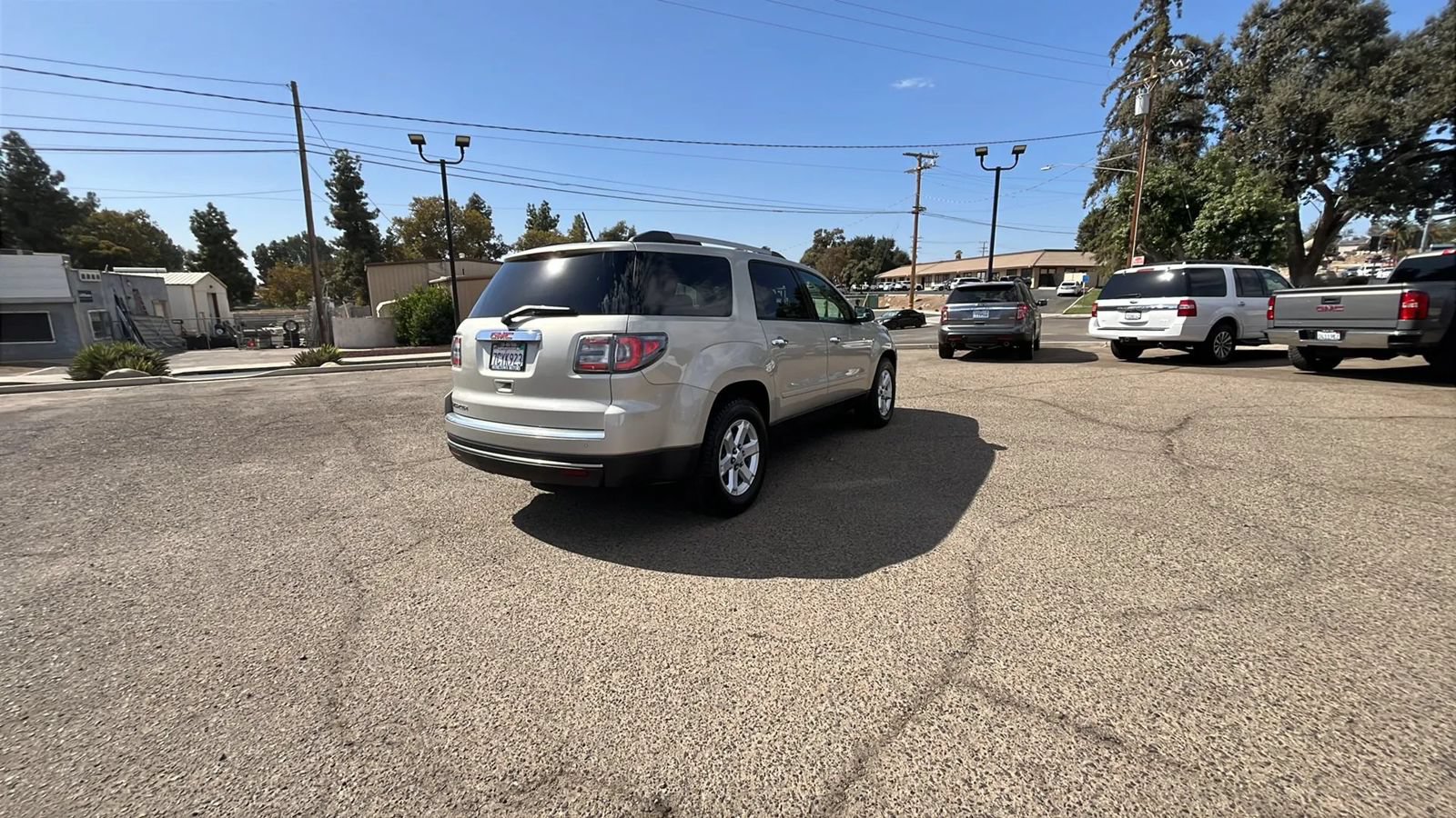 Used 2014 GMC Acadia SLE FWD image 6