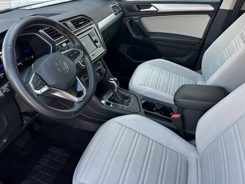 Used 2022 Volkswagen Tiguan S FWD image 9
