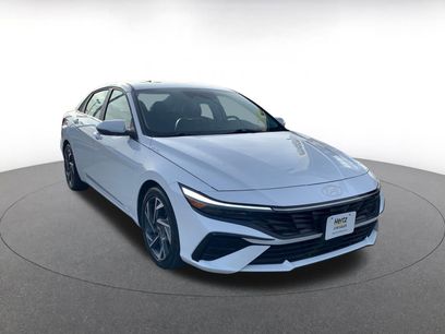 Used 2025 Hyundai Elantra Limited