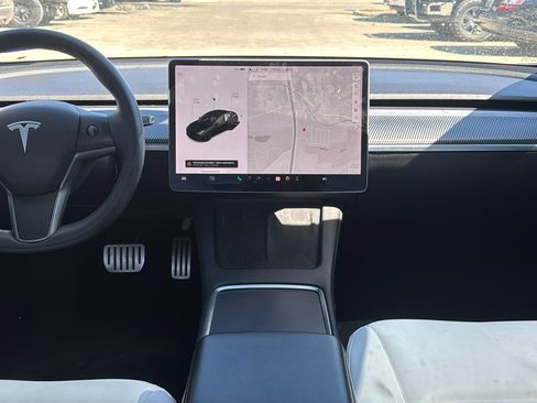 Used 2022 Tesla Model 3 Performance image 17