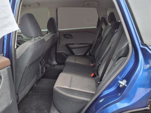 Used 2021 Nissan Rogue S image 4