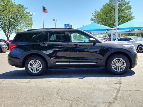 Used 2020 Ford Explorer XLT w/ Comfort Package AWD/4WD image 6