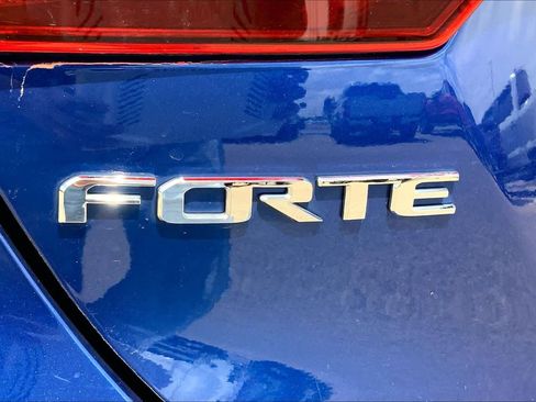 Used 2021 Kia Forte GT-Line FWD image 33