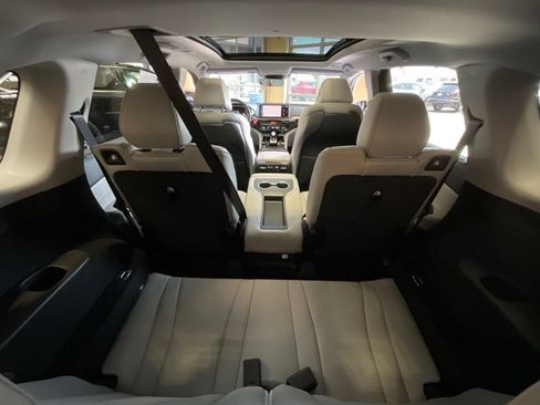 Certified 2026 Acura MDX SH-AWD w/ Technology Package image 27