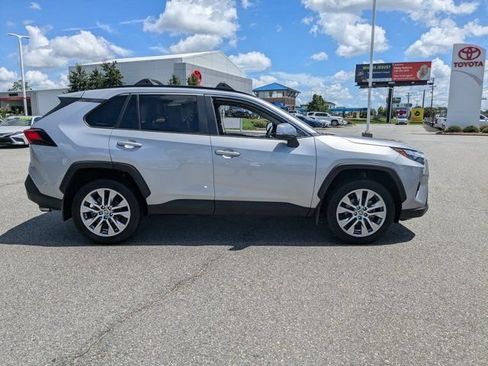 Used 2024 Toyota RAV4 XLE Premium FWD image 3
