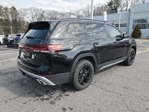 New 2026 Volkswagen Atlas Peak Edition AWD/4WD image 11