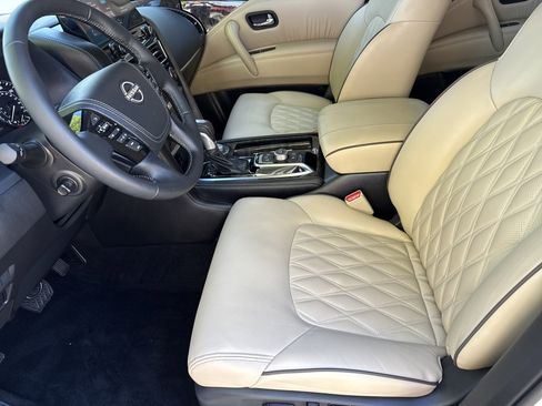 Used 2024 Nissan Armada Platinum w/ Cargo Package image 9