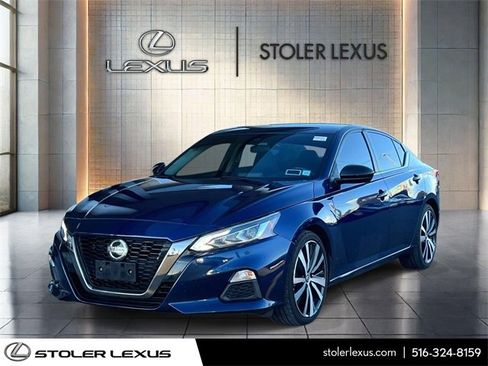 Used 2021 Nissan Altima 2.5 SR image 3