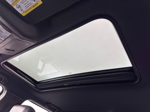 Used 2022 Nissan Frontier Pro-X w/ Pro-X Premium Package image 11