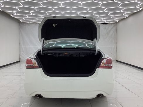 Used 2015 Nissan Altima 2.5 SV FWD image 41