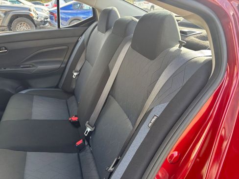 Used 2025 Nissan Versa SV image 37