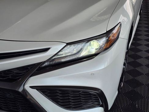 Used 2023 Toyota Camry XSE w/ Navigation Package FWD image 9